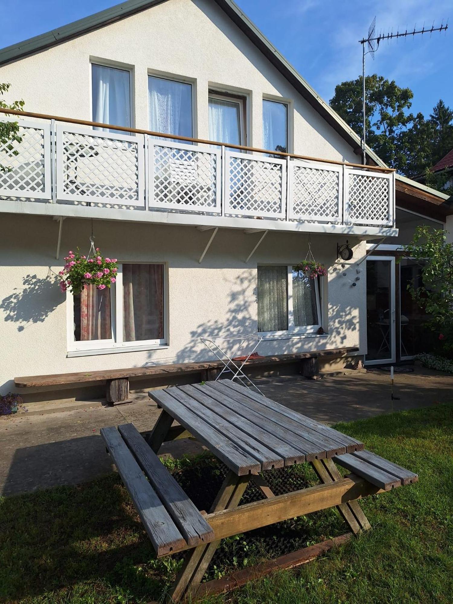 Apartments Near The Concert Hall Dzintari Jūrkalne Exterior foto